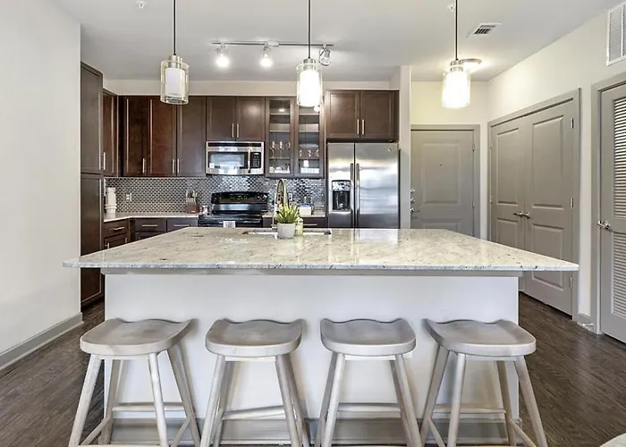 Landing Modern With Amazing Amenities Fort Worth